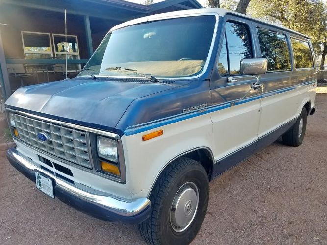 Ford-Club-wagon-1987-Blue-Blue