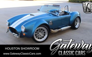 Ford-Cobra-1965-coupe