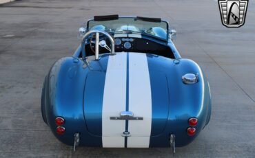 Ford-Cobra-1965-coupe-38