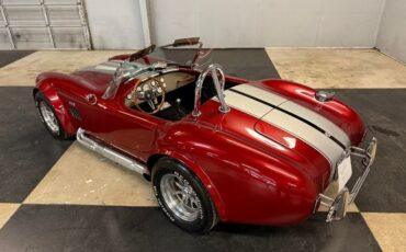 Ford-Cobra-1967-Inferno-Red-Black-14