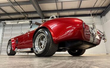 Ford-Cobra-1967-Inferno-Red-Black-15