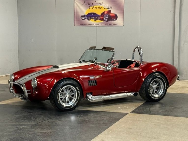 Ford-Cobra-1967-Inferno-Red-Black-19