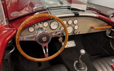 Ford-Cobra-1967-Inferno-Red-Black-24