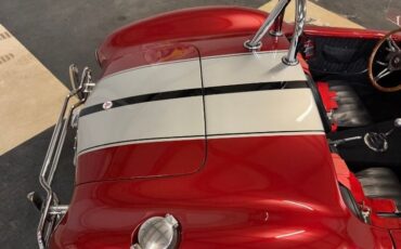 Ford-Cobra-1967-Inferno-Red-Black-32