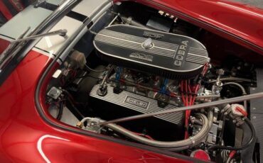 Ford-Cobra-1967-Inferno-Red-Black-4