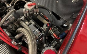 Ford-Cobra-1967-Inferno-Red-Black-6