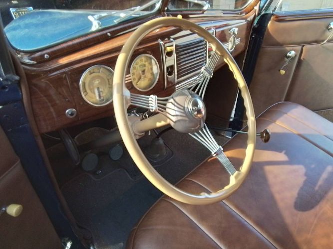 Ford-Convertible-1939-Washington-Blue-Leather-2