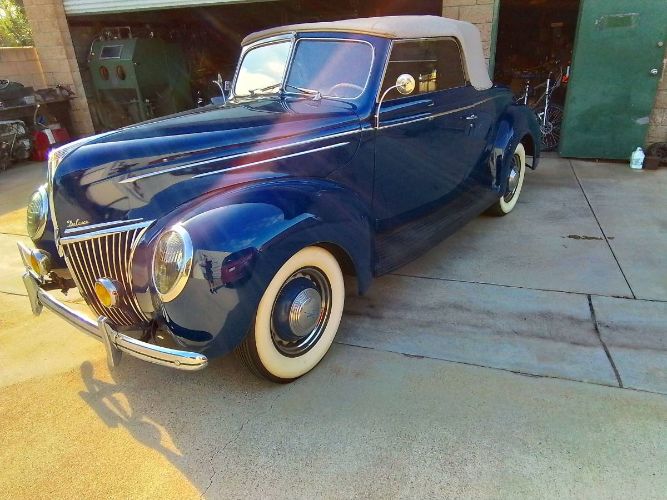 Ford-Convertible-1939-Washington-Blue-Leather