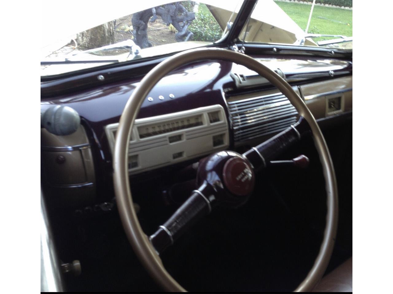 Ford-Convertible-1940-Tan-Brown-10
