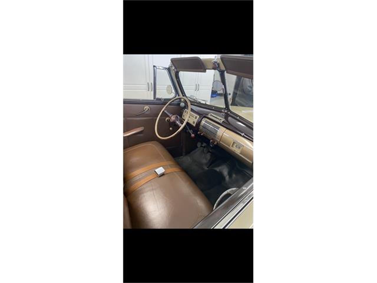 Ford-Convertible-1940-Tan-Brown-12
