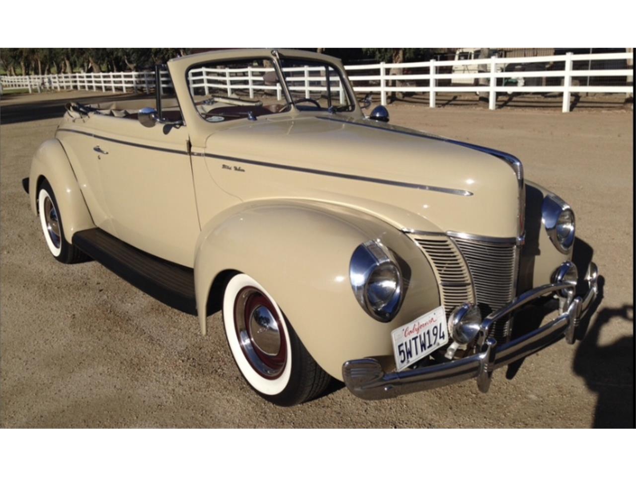 Ford-Convertible-1940-Tan-Brown-2