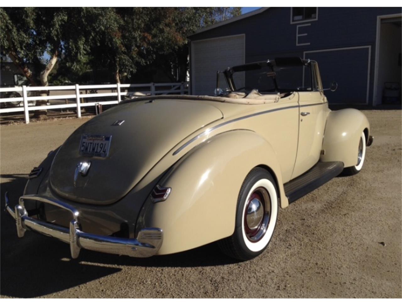 Ford-Convertible-1940-Tan-Brown-3