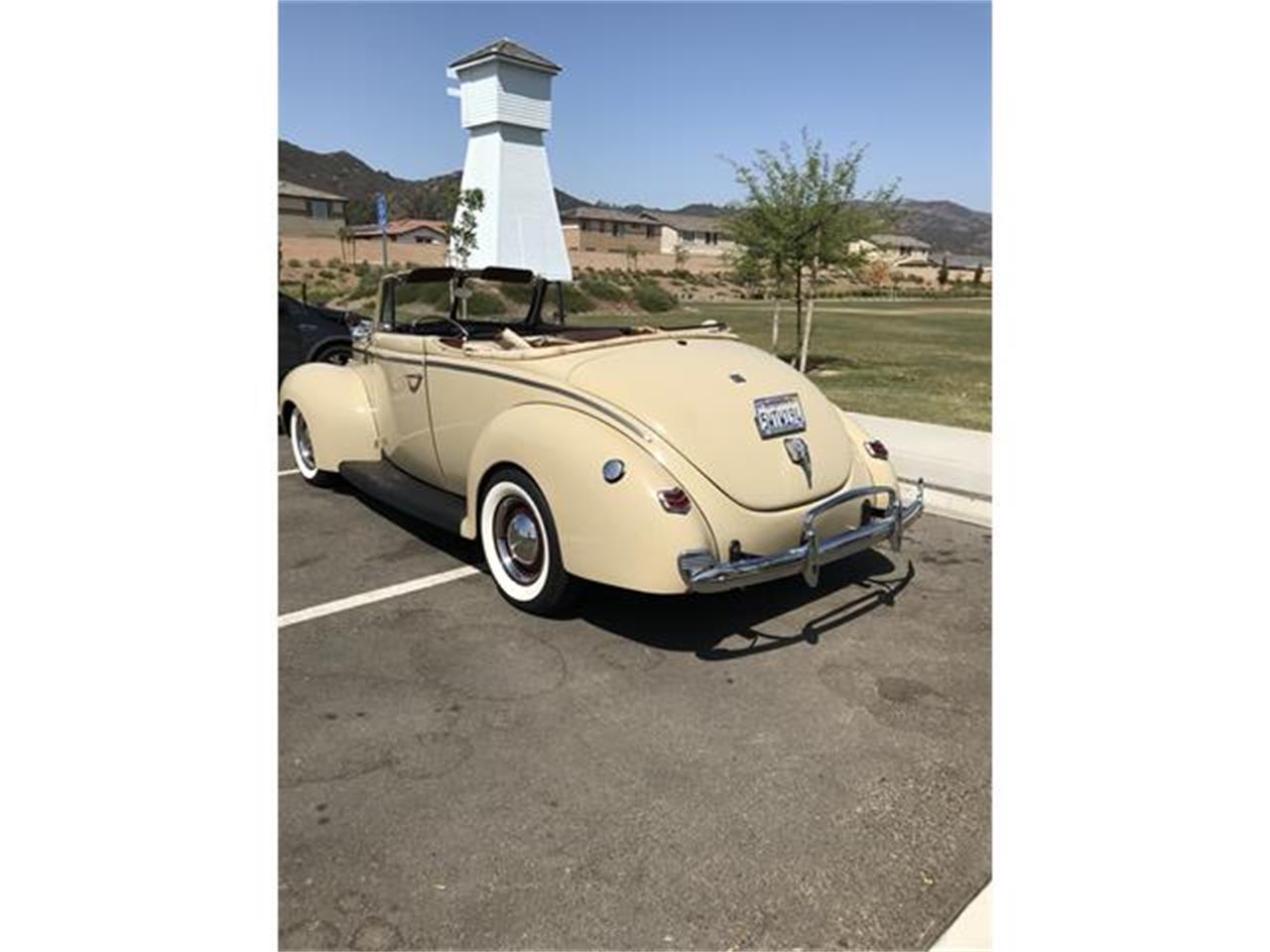 Ford-Convertible-1940-Tan-Brown-6