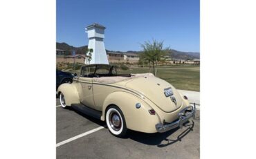 Ford-Convertible-1940-Tan-Brown-7