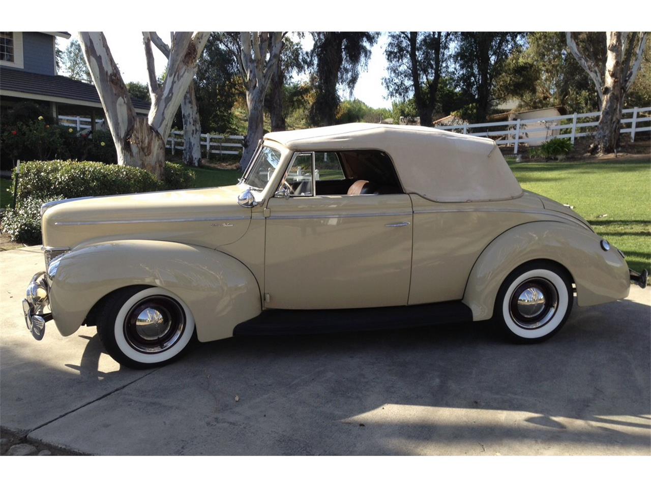 Ford-Convertible-1940-Tan-Brown-8
