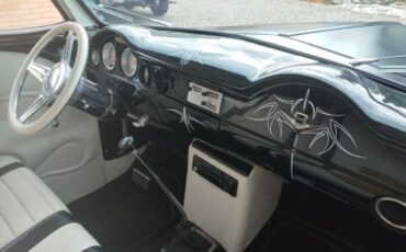 Ford-Convertible-1946-Black-White-6