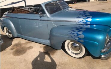 Ford-Convertible-1947-1