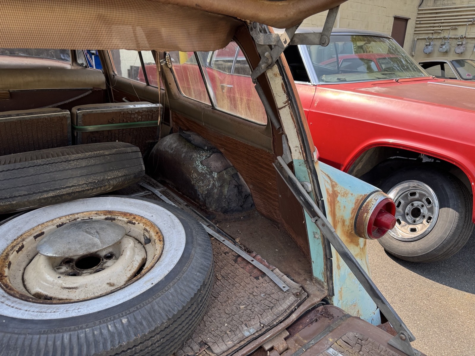 Ford-Country-1953-25