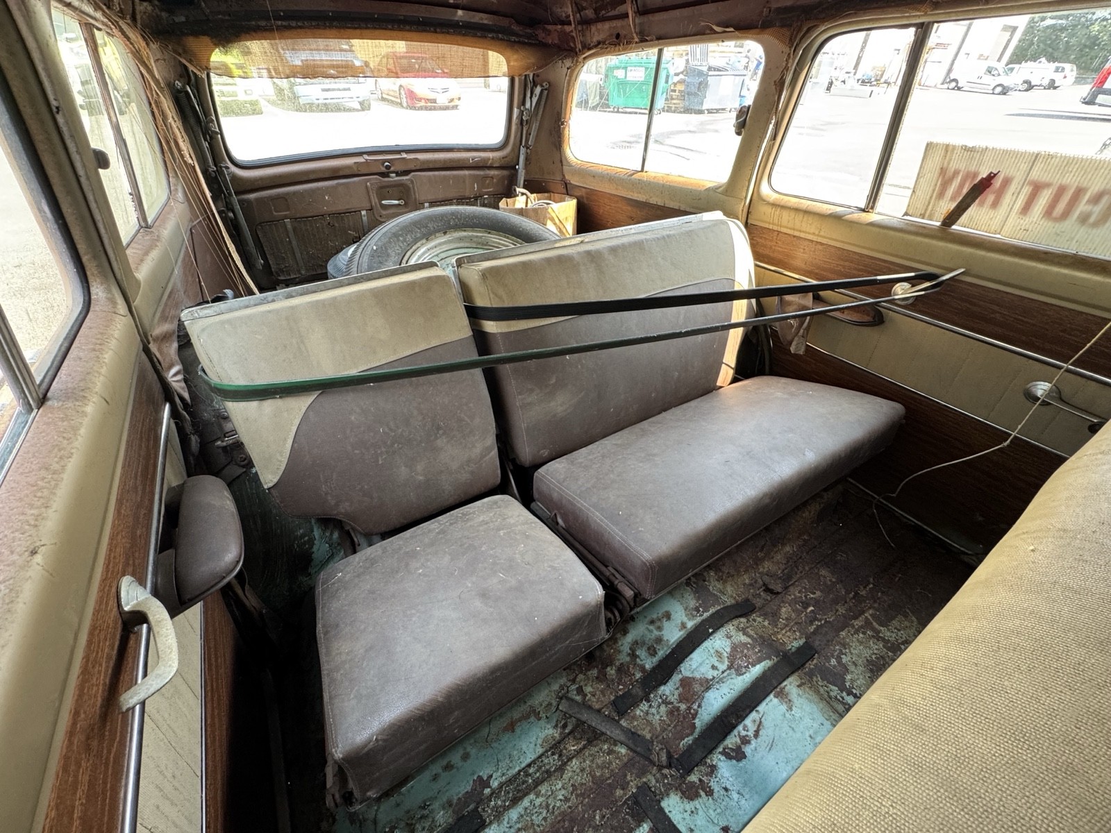 Ford-Country-1953-27