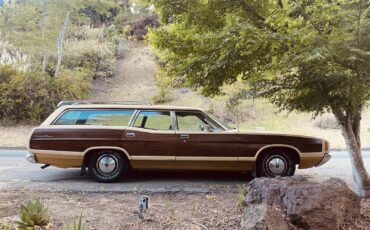 Ford-Country-Squire-1972-Wagon-1