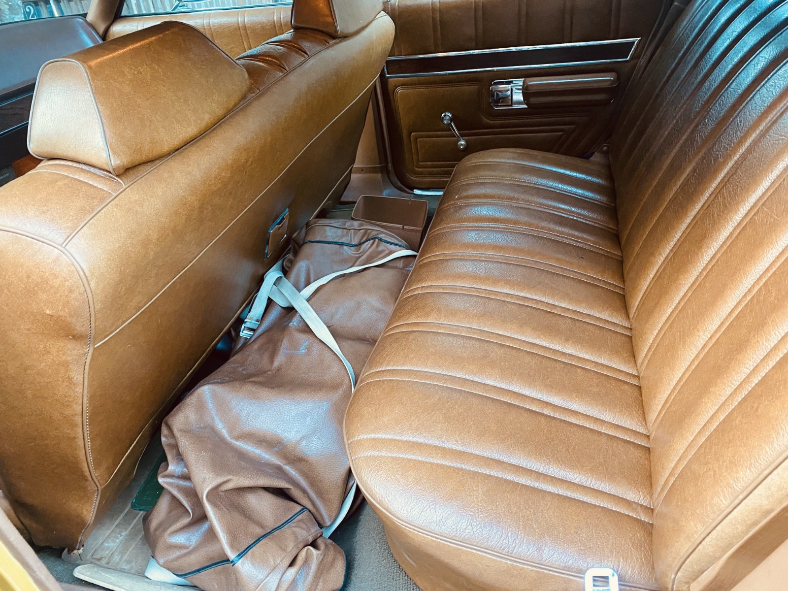 Ford-Country-Squire-1972-Wagon-10