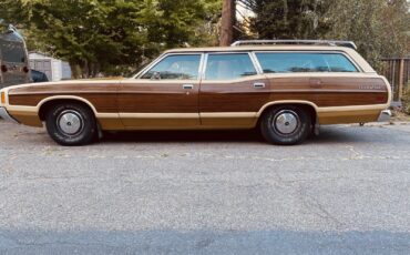Ford-Country-Squire-1972-Wagon-4