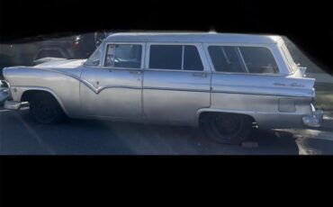 Ford-Country-sedan-1955-Silver-Blackred