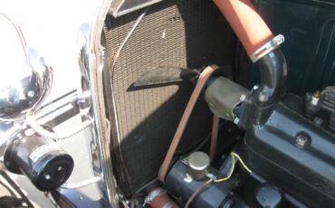 Ford-Coupe-1928-Greenblack-Brown-17