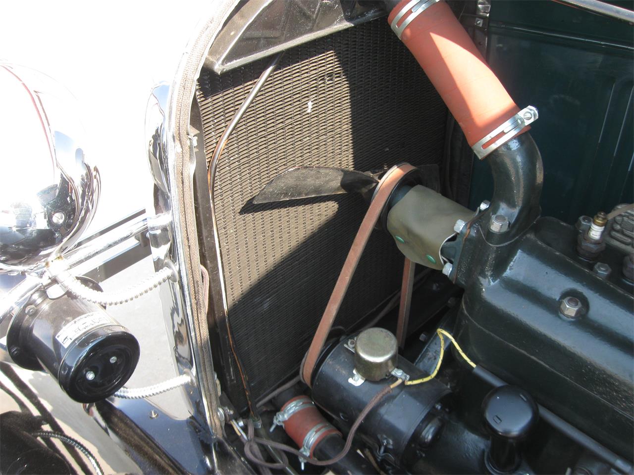 Ford-Coupe-1928-Greenblack-Brown-17