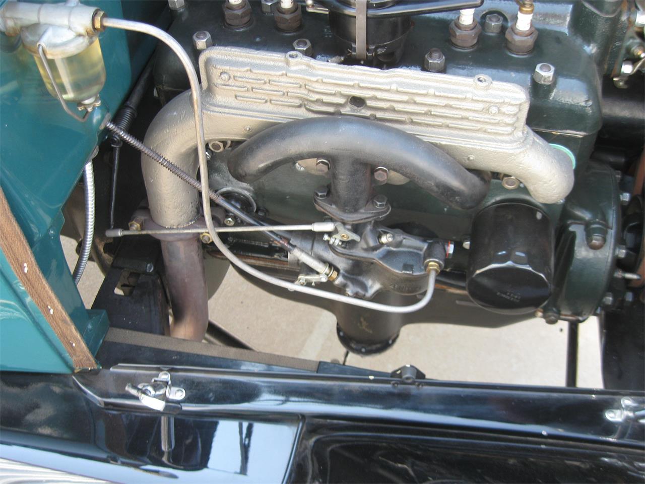 Ford-Coupe-1928-Greenblack-Brown-21