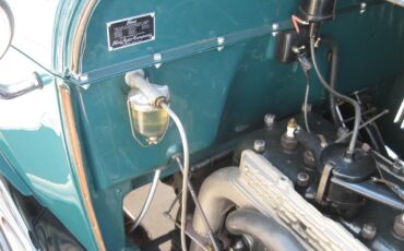 Ford-Coupe-1928-Greenblack-Brown-24