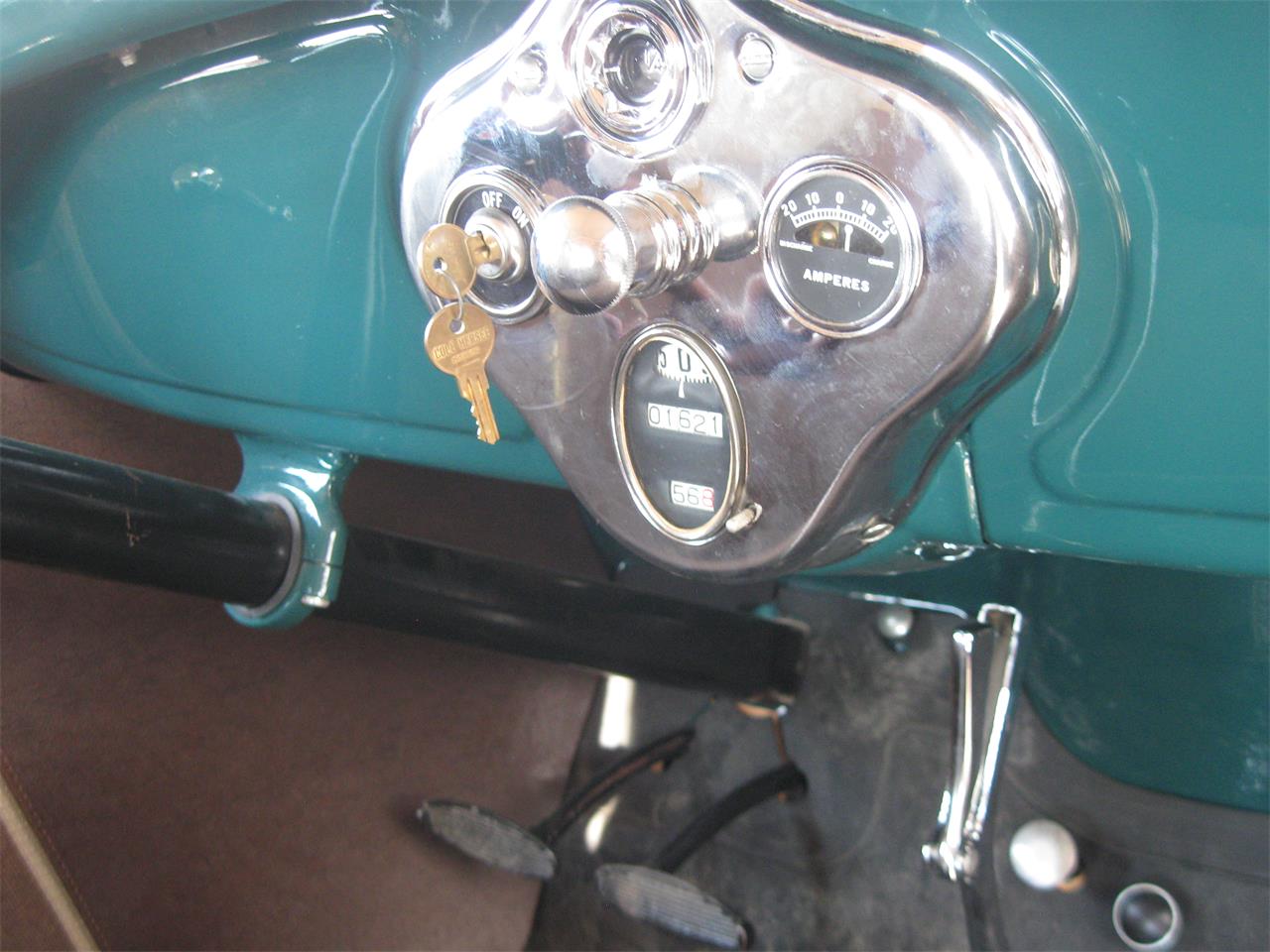Ford-Coupe-1928-Greenblack-Brown-25