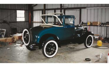 Ford-Coupe-1928-Greenblack-Brown-37
