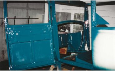 Ford-Coupe-1928-Greenblack-Brown-41