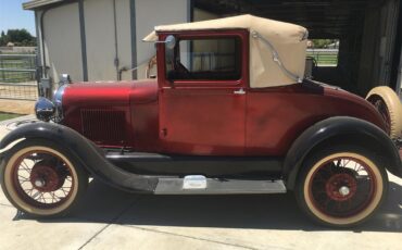 Ford-Coupe-1929-Red-and-Black-Brown