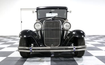 Ford-Coupe-1931-Black-BLACK-1