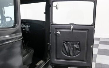 Ford-Coupe-1931-Black-BLACK-13