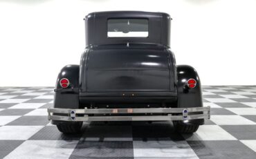 Ford-Coupe-1931-Black-BLACK-5
