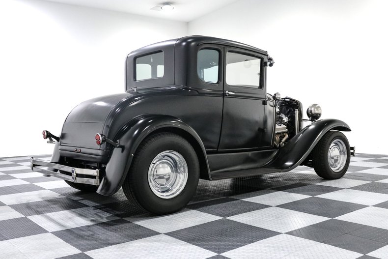 Ford-Coupe-1931-Black-BLACK-6