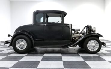 Ford-Coupe-1931-Black-BLACK-7