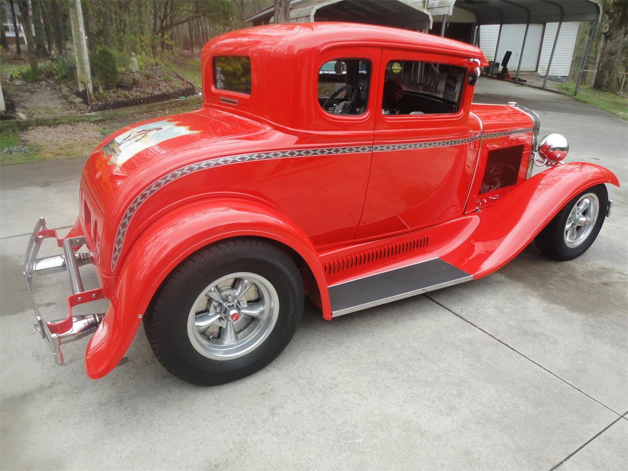 Ford-Coupe-1931-Fire-Red-Gray-15