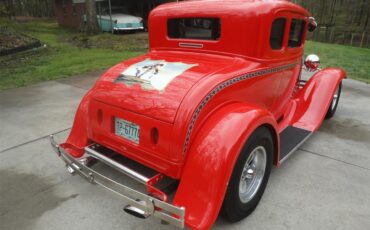 Ford-Coupe-1931-Fire-Red-Gray-16