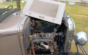 Ford-Coupe-1931-Gray-Brown-leather-6