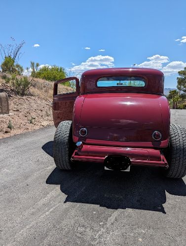 Ford-Coupe-1932-2