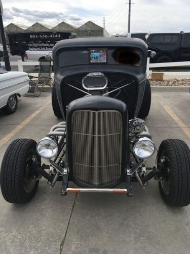 Ford-Coupe-1932-Black-Tan-7