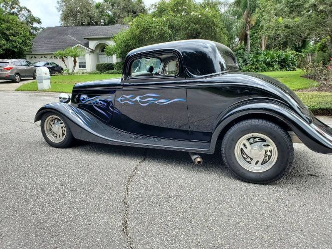 Ford-Coupe-1934-Black-3