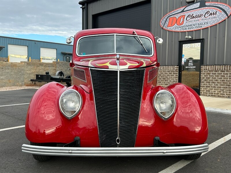 Ford-Coupe-1937-Black-Gray-19