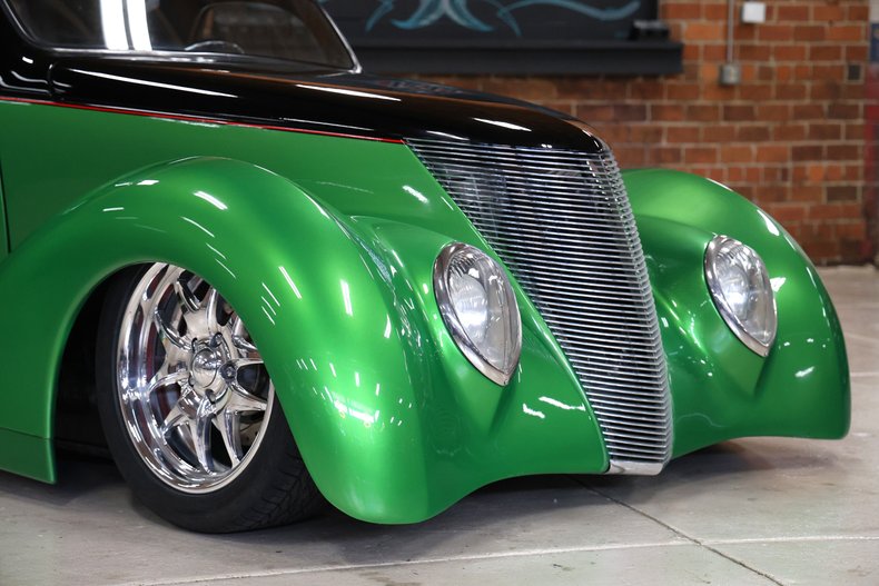 Ford-Coupe-1937-Gasser-Green-Metalli-Black-16