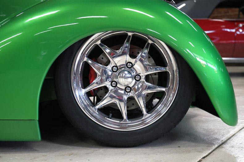 Ford-Coupe-1937-Gasser-Green-Metalli-Black-24