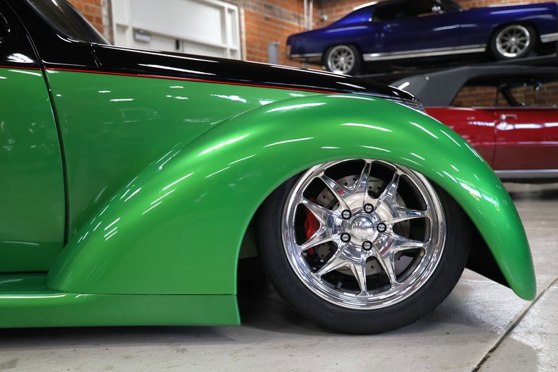 Ford-Coupe-1937-Gasser-Green-Metalli-Black-25